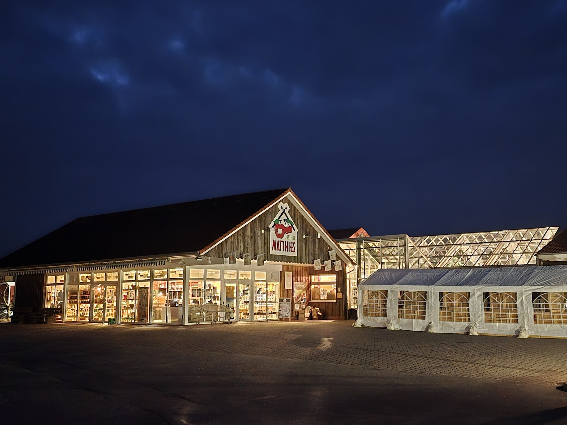 Obsthof Matthies - Right in the Old Country